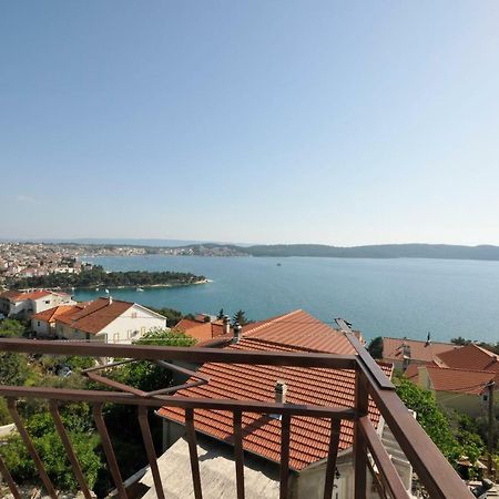 Apartment Ana Trogir Exterior photo